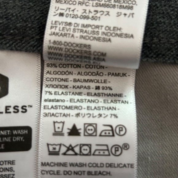 Dockers Men's Navy Blue Straight Fit Workday Stretch Khakis , Size 36W x 32L - Picture 15 of 16